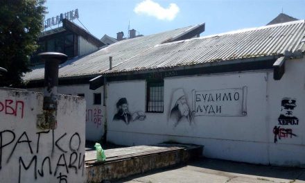Lemeszelték a Ratko Mladićot hősként éltető falfirkákat