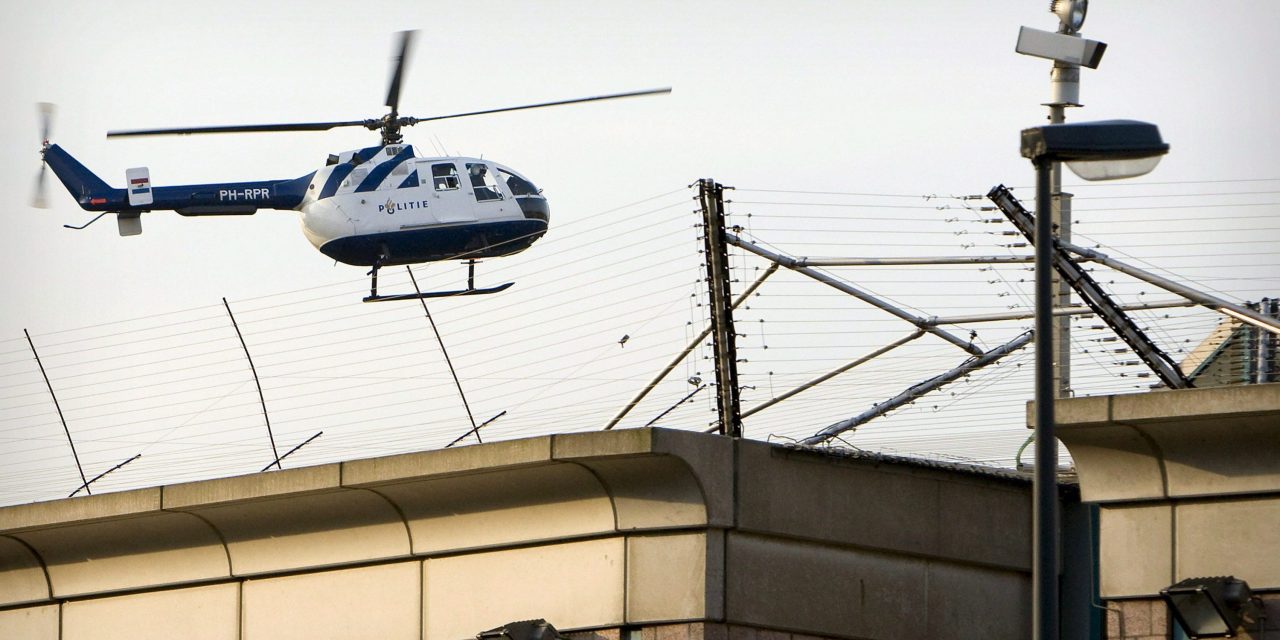 Helikopterrel szökött meg egy fegyveres rablásokért elítélt rab egy franciaországi börtönből