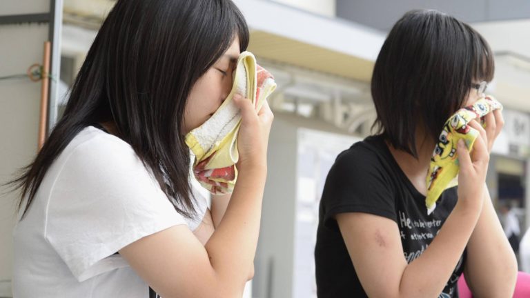 Hőguta miatt kétezren kerültek kórházba Japánban