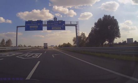 Két autó balesetezett az M5-ösön, Szeged irányába teljes az útzár