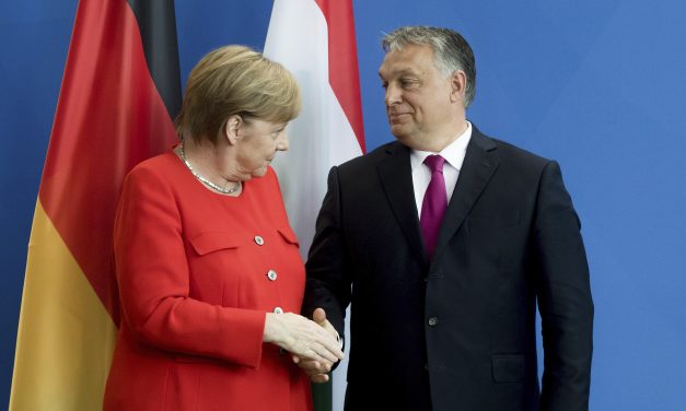 Orbán Viktor Berlinben: Napi 4-5 ezer migráns érkezne Németországba a déli határ védelme hiányában