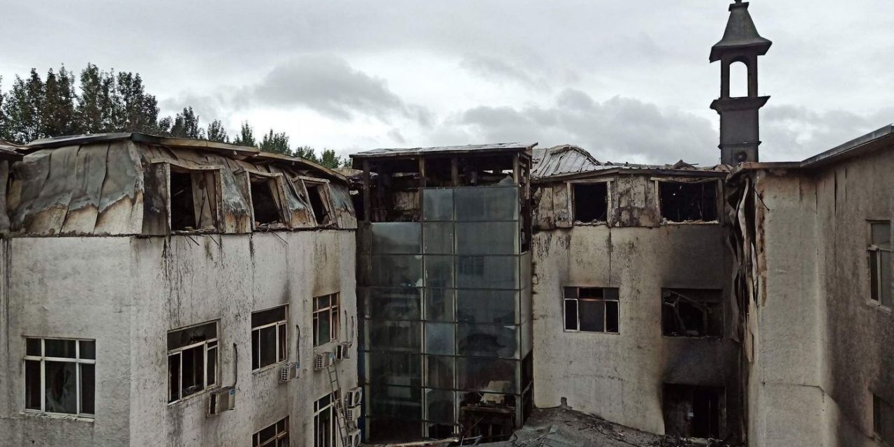 Leégett egy szálloda Kínában, sokan meghaltak