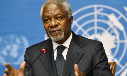 Meghalt Kofi Annan