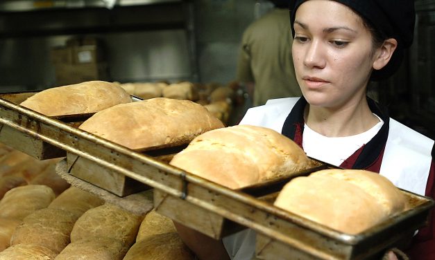 Szerbia kereskedők, pékek és sofőrök nélkül maradhat