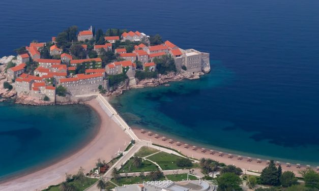 Meghalt egy szabadkai turista a montenegrói tengerparton