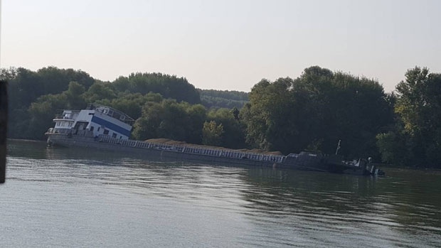 Elsüllyedt egy teherhajó a Dunán Smederevo közelében – Frissítve!