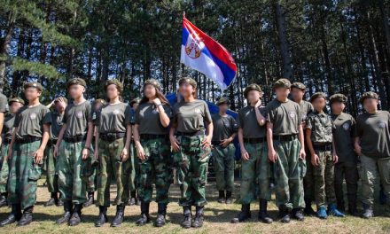 A rendőrség bezárta a zlatibori katonai ifjúsági tábort