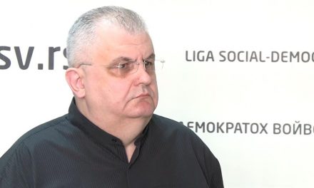 Nenad Čanak marad a VSZL elnöke