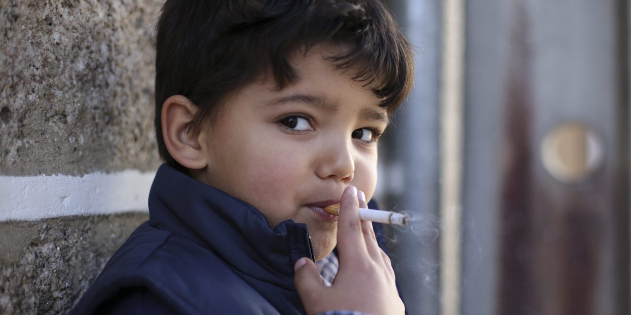 Szerbiában minden hetedik általános iskolás gyermek dohányzik