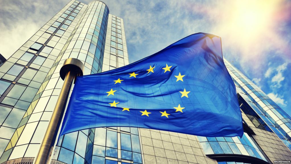 EU: Koszovó magyarázza meg, miért vetett ki vámot a szerbiai termékekre