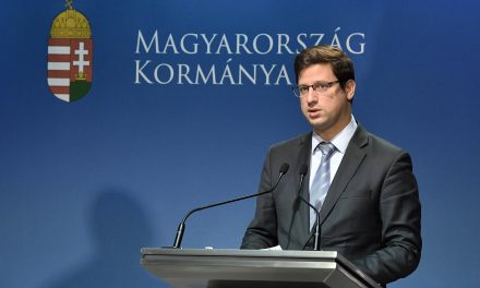 Magyarország: 15 millióra bővítik a csok-kölcsönt, a 10 milliót kétgyerekesek is kérhetik