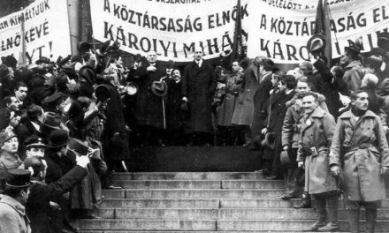 <span class="entry-title-primary">Száz éve született az első magyar köztársaság</span> <span class="entry-subtitle">Vértelen forradalomban született az első magyar demokratikus állam, ma mégis feledésre van ítélve</span>