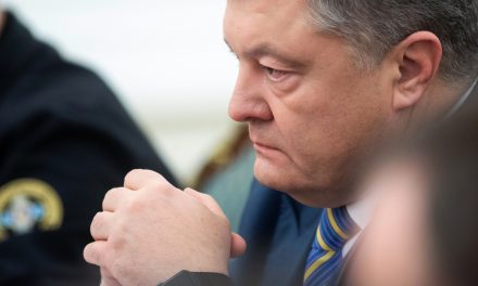 Kercsi-incidens: Porosenko szerint Oroszország szárazföldi támadást tervez Ukrajna ellen