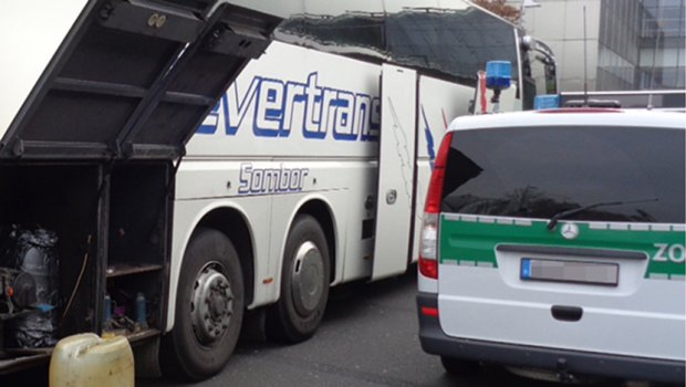 Sokkot kaptak a német rendőrök a Severtrans buszától