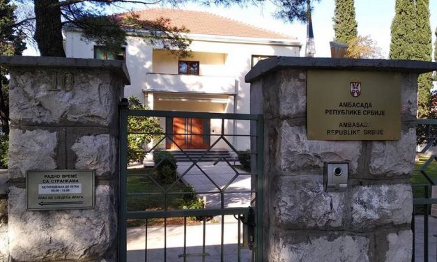 Bekérették Szerbia podgoricai nagykövetét