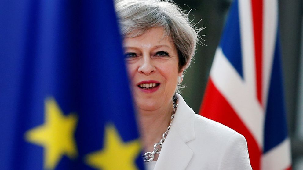 Váratlan fordulat Brexit-ügyben: Theresa May is módosítaná a megállapodást