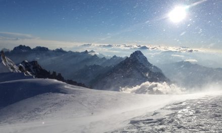 Öt síelő holttestét találták meg a svájci Alpokban