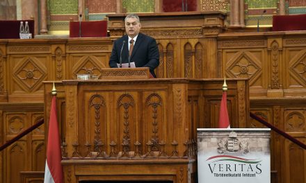 Orbán: Antall nem adta fel célját, hogy visszavezesse Magyarországot a kommunizmus előtti önmagához