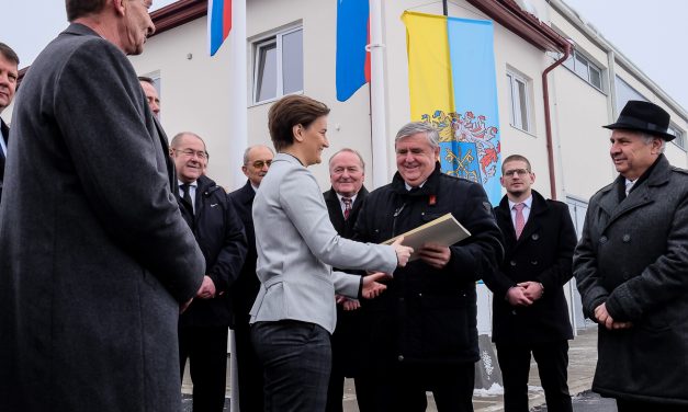 Zenta: Ana Brnabić hivatalosan is átadta az új hőerőtelepet