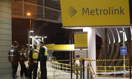 Terrortámadásként kezelik a manchesteri hármas késelést