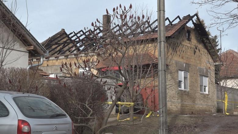 Leégett egy család háza Kishegyesen, a családfő rosszul lett és meghalt