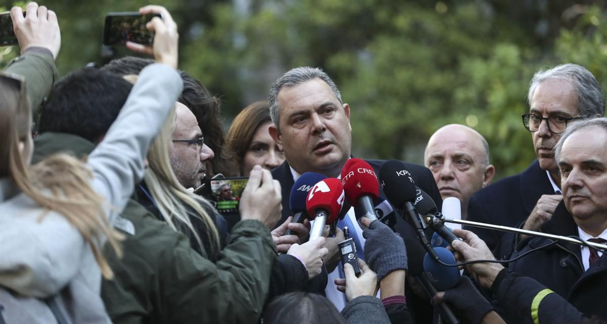 Lemondott a görög védelmi miniszter a macedón névvita miatt