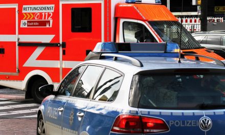 Megkéseltek egy állapotos nőt Németországban – A magzat belehalt a támadásba
