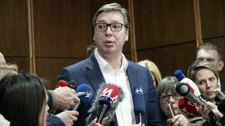 Vučić: Nem érdekelnek a tüntetők, minden jót kívánok nekik