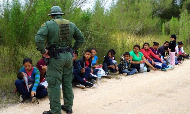 Illegális bevándorlók perelik az amerikai kormányt