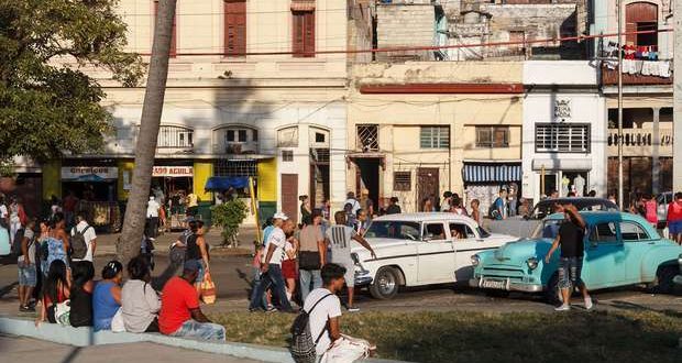 Kuba Kína „felé” halad?