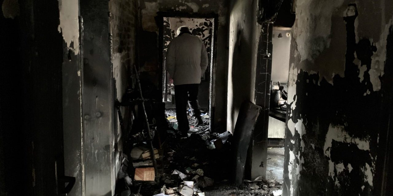 Grocka község volt polgármestere beperli az újságírót, akinek leégett a háza