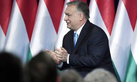 <span class="entry-title-primary">Orbán: Magyarország mindenek előtt, a Jóisten mindannyiunk fölött</span> <span class="entry-subtitle">Évértékelő beszédet tartott a magyar miniszterelnök</span>