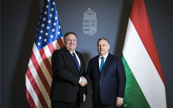 Pompeo: az Egyesült Államok a kapcsolatok elmélyítésére törekszik Magyarországgal
