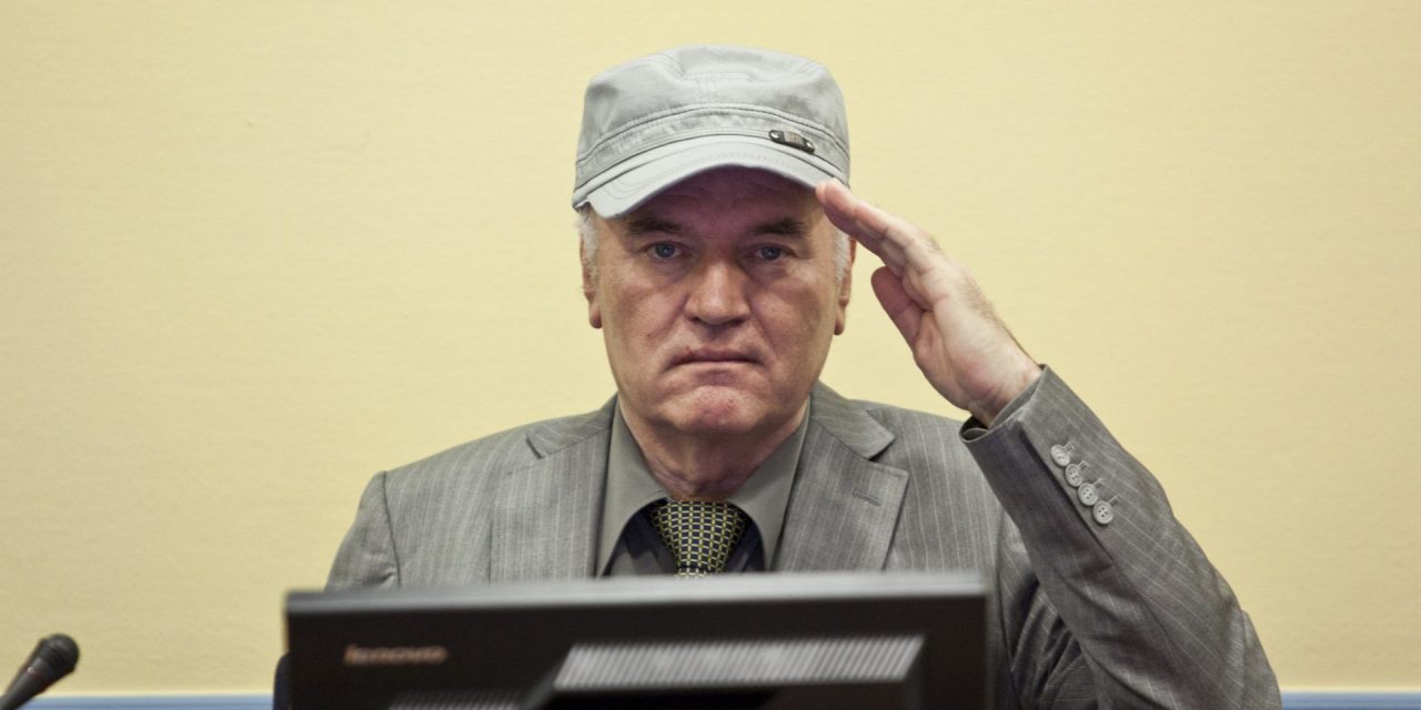 Ratko Mladić kórházba került
