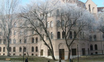 Történelmi emlékhely lett a Szegedi Tudományegyetem Auditórium Maximuma