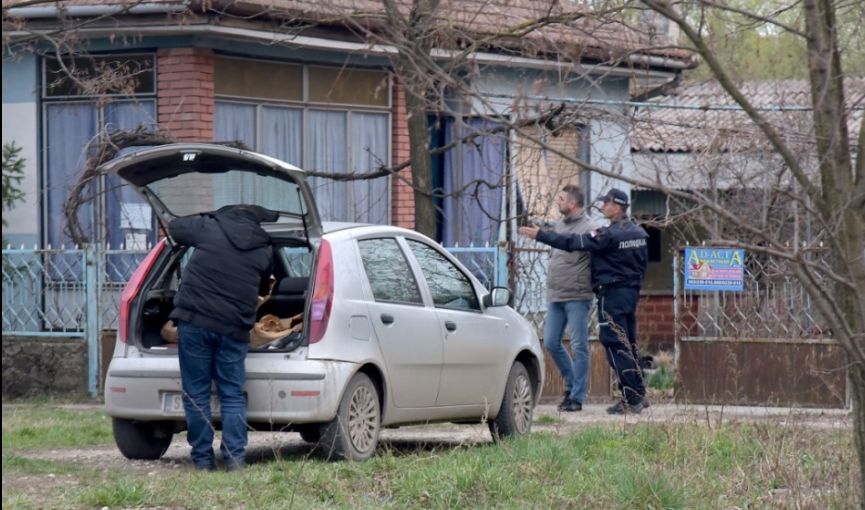 Kézigránáttal felrobbantotta magát egy zentai nyugdíjas rendőr