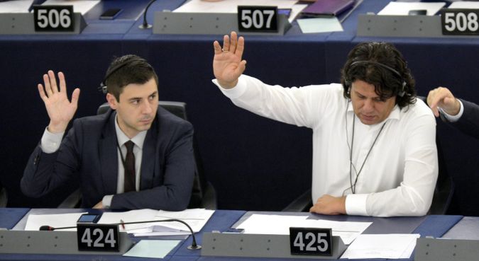 Deli megszavazta, hogy Magyarország adóparadicsom, majd megváltoztatta a véleményét