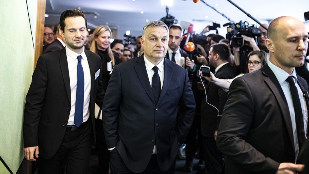 Felfüggesztették a Fidesz tagságát a Néppártban