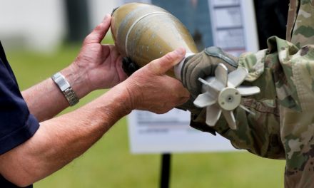 Gránátvető lövedéket találtak egy amerikai diplomata poggyászában a Seremetyjevói nemzetközi repülőtéren