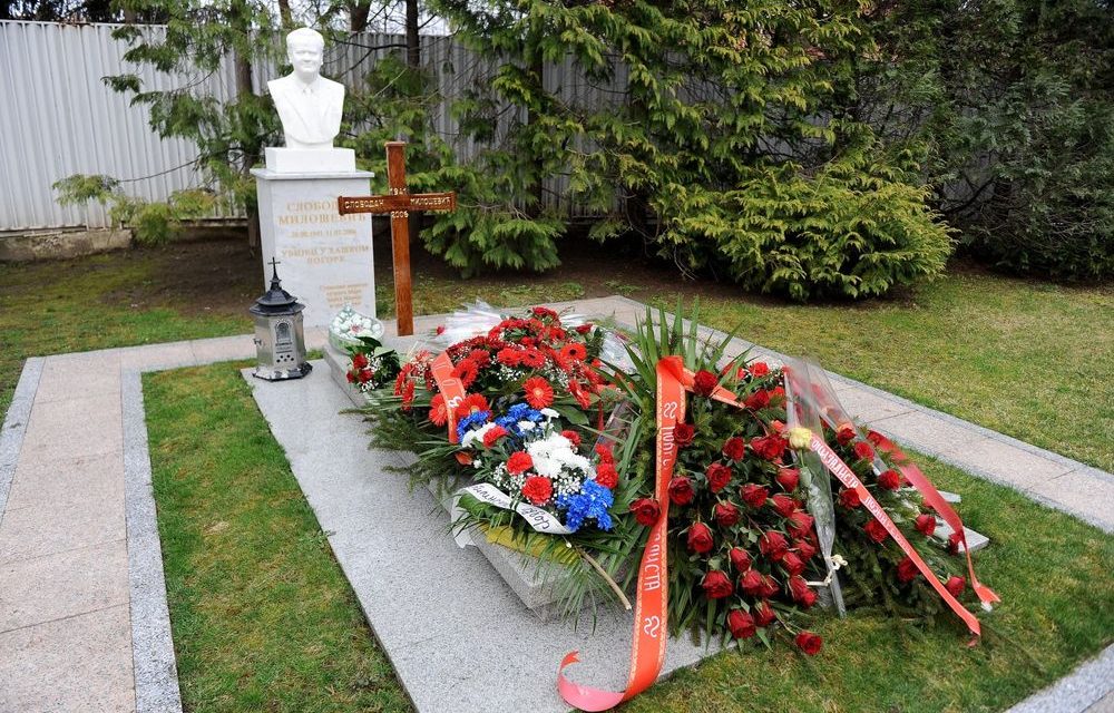 Tizenhét éve halt meg Slobodan Milošević