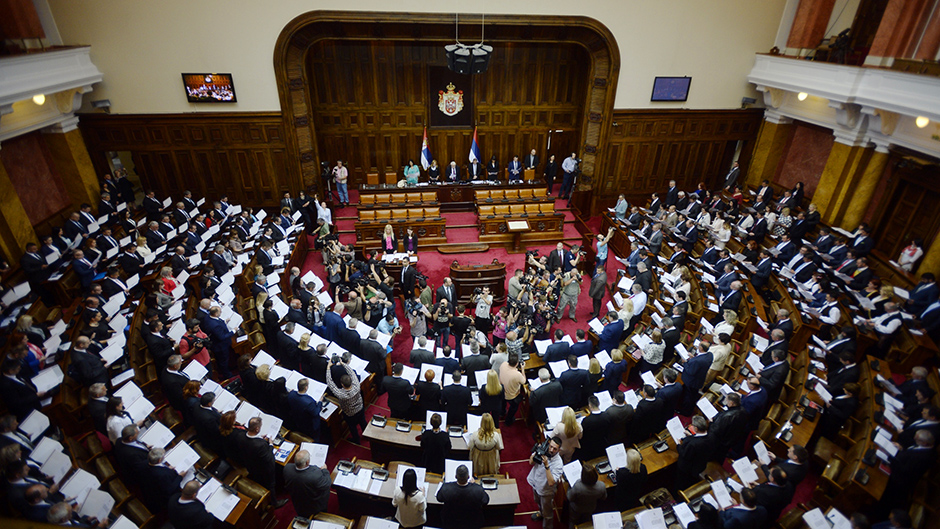 Az életfogytiglani börtönbüntetés bevezetéséről vitázik ma a szerb képviselőház