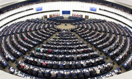 Koronavírus: Az Európai Parlamentet is lezárják a látogatók elől