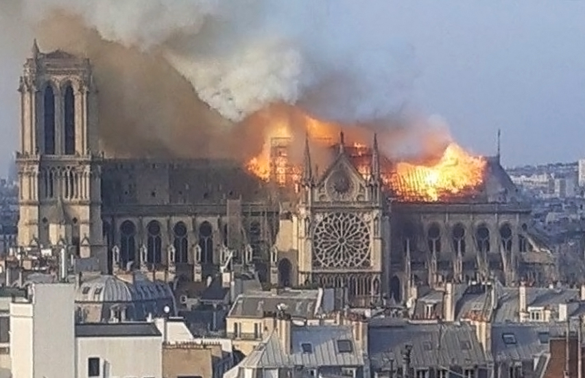 Notre-Dame: Szerbia egymillió euróval támogatja a felújítást