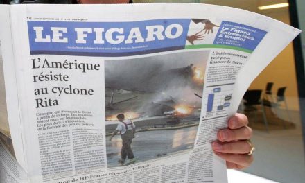 Le Figaro: Míg Vučić támogatását fejezte ki, a szerb bulvársajtó egész más hangnemben írt a tűzvészről