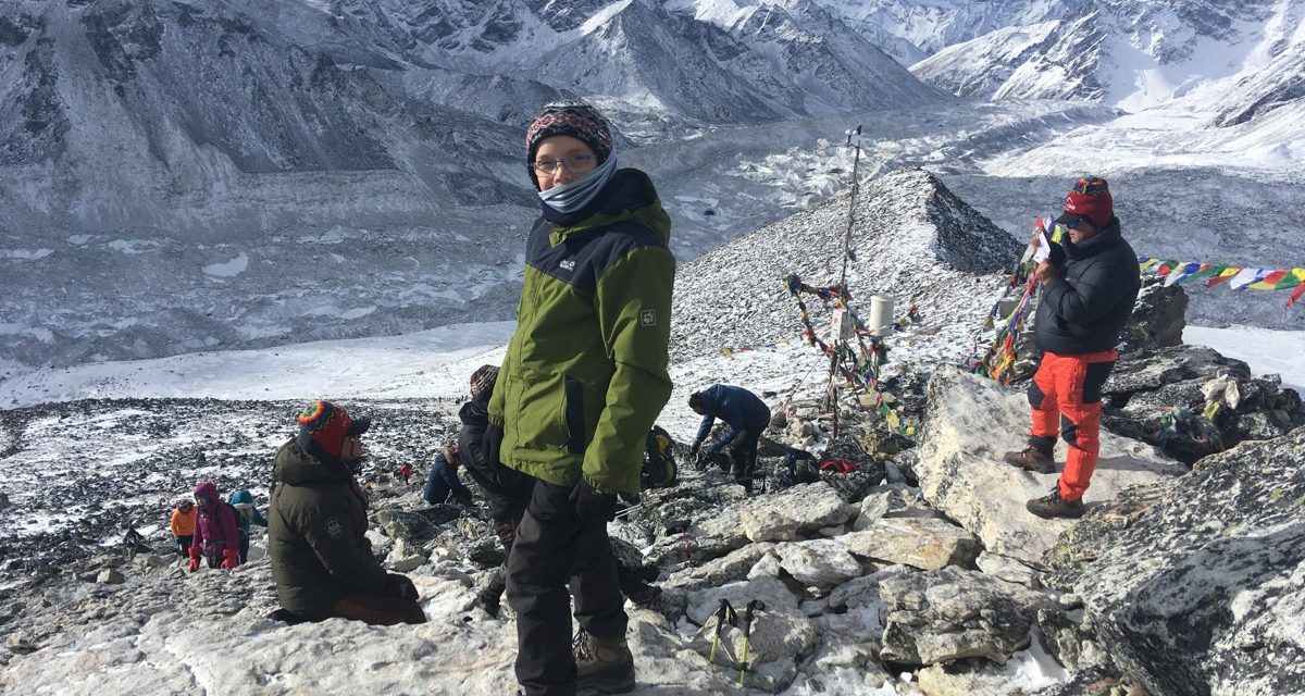9 éves magyar kisfiú a Himalája 5644 méteres csúcsán