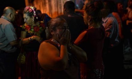Mészárlás egy mexikói bárban – tizenhárom halott