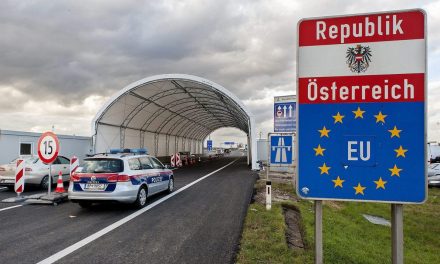 Baleset miatt lezárták az Ausztria felé vezető autópálya egy szakaszát