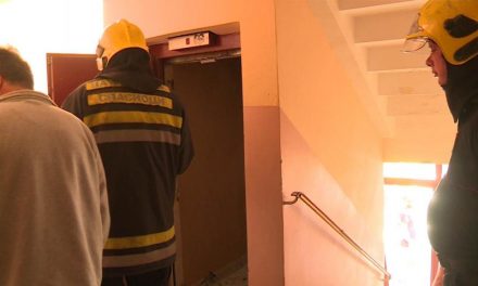 Szabadka: Tűz egy lakóépületi liftben