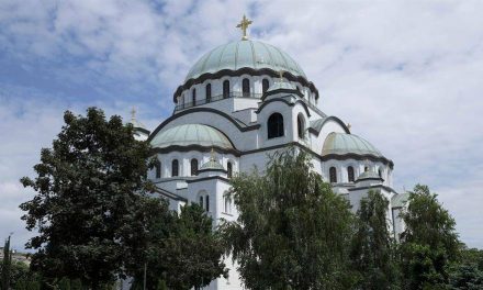 A Notre Dame székesegyházért szóltak Belgrádban a harangok