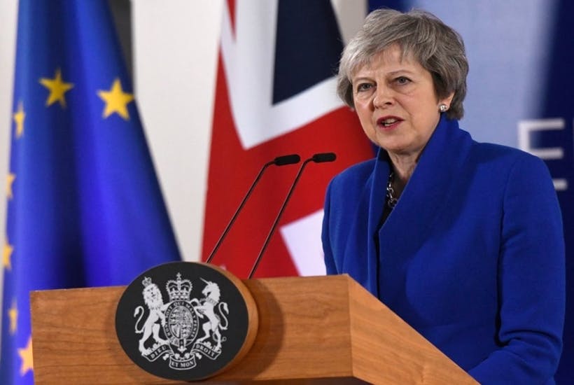 Brexit: Theresa May június végéig kért haladékot Brüsszeltől